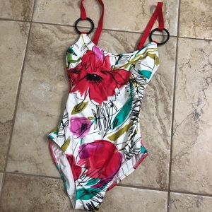 Vintage Retro swimsuit Super flattering!!!